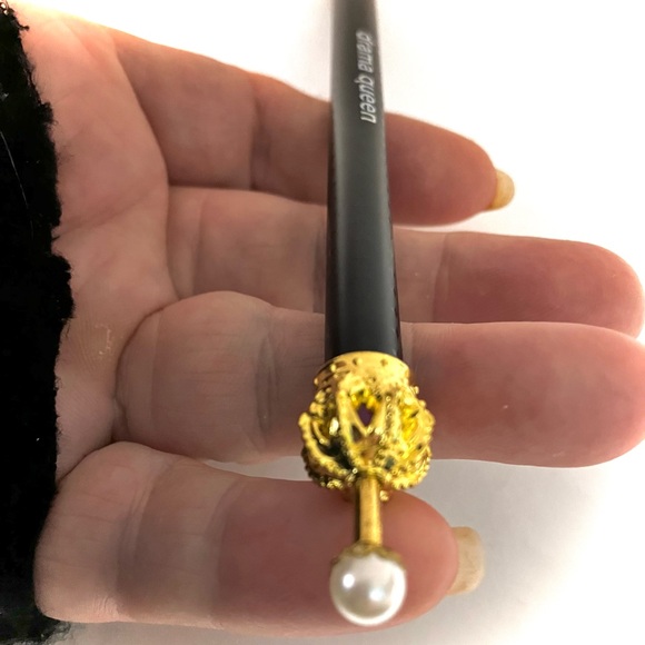 QUEEN PEN GIFT SET - Picture 9 of 10